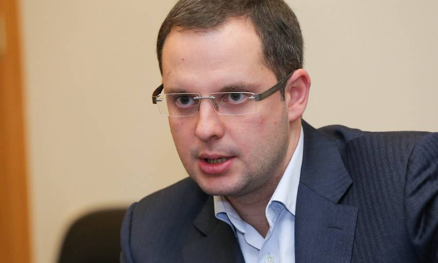 Зеленський ініціював масштабну довгострокову програму із запровадження економічного паспорта
