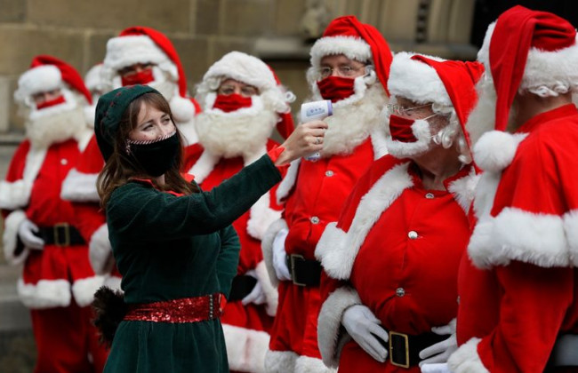 Стоит ли изменить свои планы на празднование Нового года из-за Omicron: мнение и советы эксперта