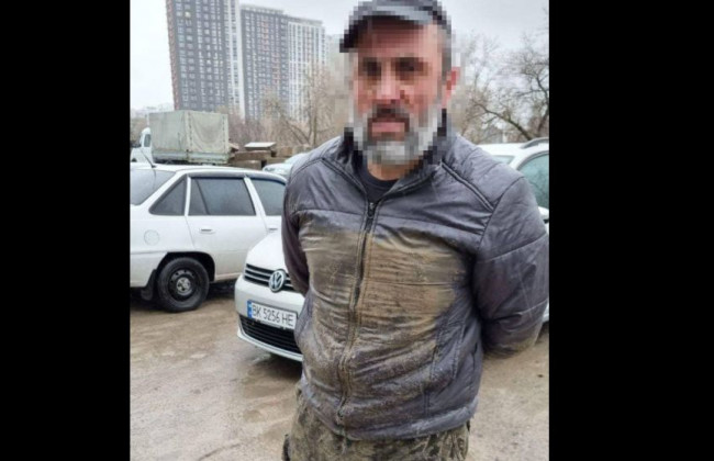 У Києві затримали небезпечного автокрадія, відео