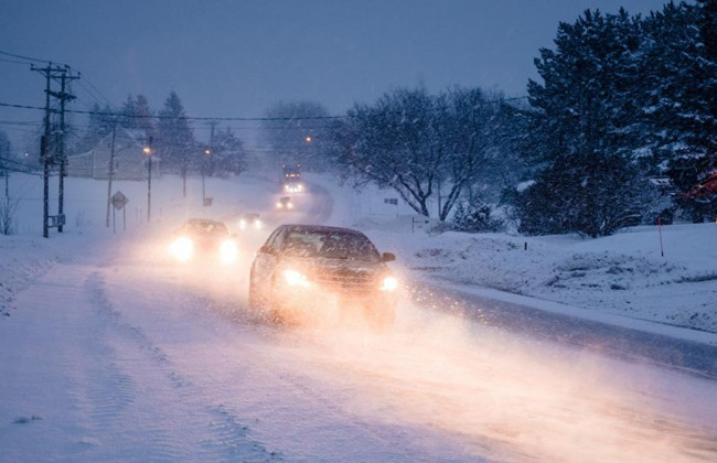 Правила «слизького кермування»: як не розбитися