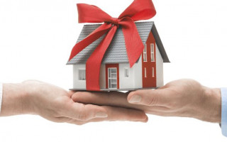 У яких випадках дарувальник має право вимагати розірвання договору дарування