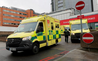 В мире зафиксировали первую смерть от штамма «Омикрон»