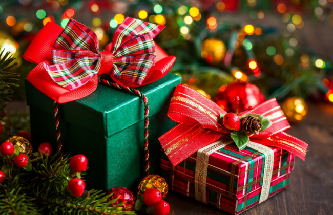 Новый год-2022: что нельзя дарить в год Водяного Тигра