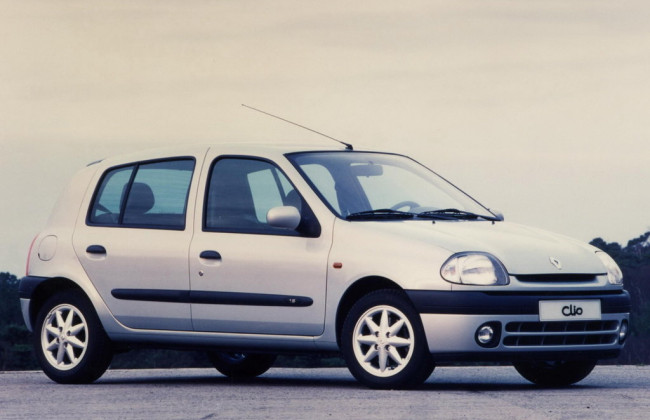 Украинцы смогут бесплатно получить б/у иномарки: в чем суть «презента»