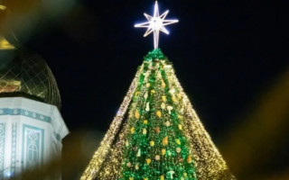 КМДА перенесла дату запалення Новорічної ялинки