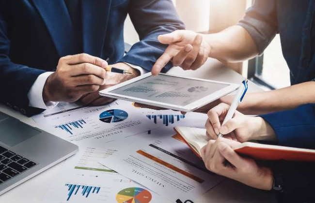 Парламент прийняв закон про фінансові послуги та фінансові компанії