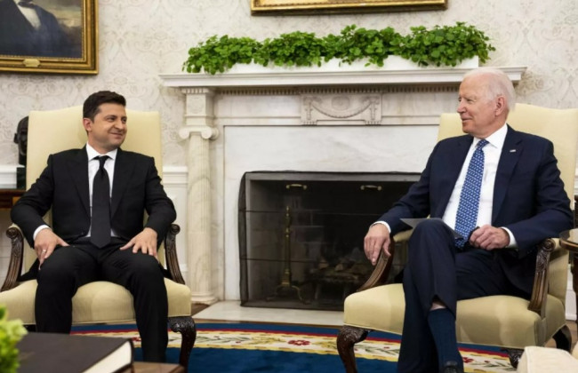 Зеленский пока не видит результатов от переговоров Байдена и Путина: «Не происходит сокращение военной группировки у наших границ»