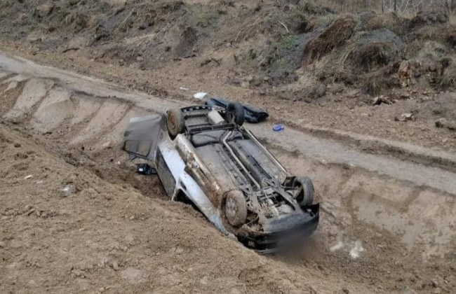 Смертельное ДТП: в Киевской области автомобиль слетел с дороги и перевернулся