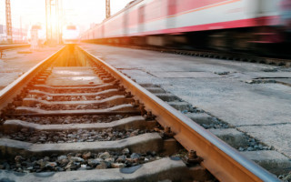 Кабмін пропонує посилити кримінальну відповідальність за пошкодження залізничного транспорту