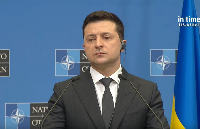 Зеленский считает, что Россия подтолкнула Украину к НАТО в 2014 году