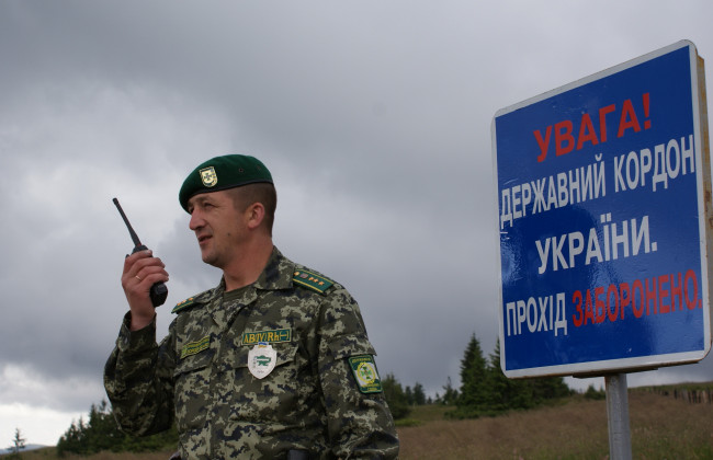 Відтепер прикордонники мають право здійснювати поверхневу перевірку осіб, речей, транспортних засобів