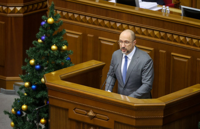 За рік пенсія зростала 10 разів, а для військових пенсіонерів виплати виросли на 2 тисячі грн, – Шмигаль