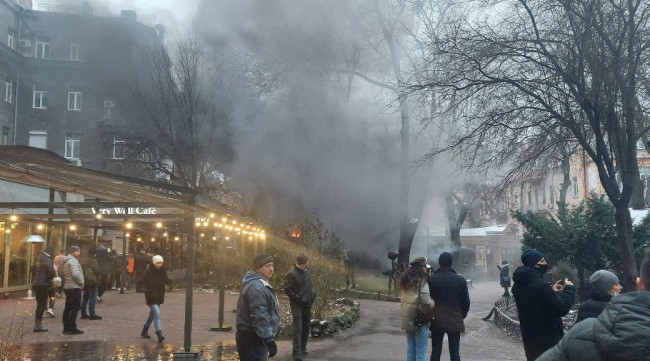 В Киеве вспыхнул пожар в ресторане