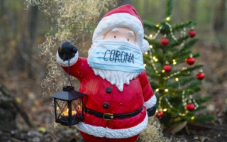 Новогодние праздники: как уменьшить риски заболеть COVID-19 в этот период