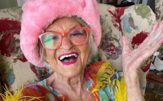 93-летняя пенсионерка «разрывает» Instagram, фото