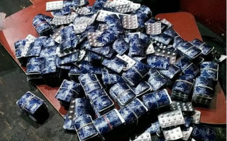 Контрабанда прекурсорів в Україну: вилучено майже 50 тисяч пігулок