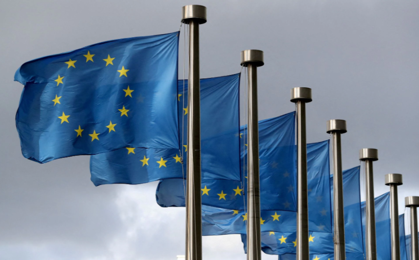 Срок действия COVID-сертификатов для поездок внутри ЕС сократили: детали