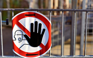 Які області виходять з «червоної» зони: список