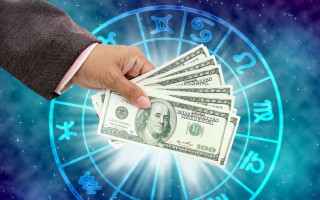 Названы знаки зодиака, которым Водяной Тигр принесет богатство в 2022 году