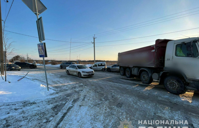 Не разминулись: в Буче произошло ДТП с участием пяти авто