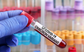 Омікрон прогресує у 106 країнах: прогнози невтішні