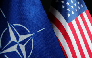 Опасение вторжения РФ растет: НАТО может расположить войска у границ России