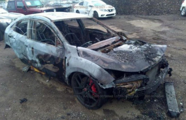 Самая редкая Honda Civic Type R продается недорого, но есть опасный нюанс: фото