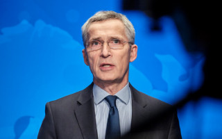 Столтенберг отверг слова Путина о расширении НАТО на восток