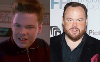 Актера из фильма «Один дома» арестовали: что случилось