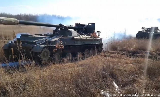 Опубликованные Reuters снимки показывают, что РФ продолжает наращивать силы возле Украины