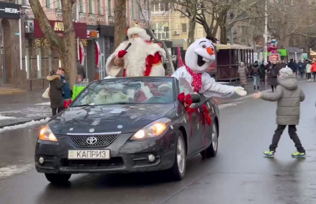 Делали праздник, а получилось нарушение ПДД: в Николаеве Дед Мороз и Снеговик получат «подарок» от ГАИ