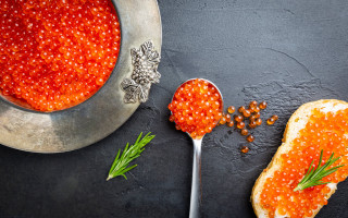 Как не купить подделку: сколько должна стоить настоящая красная икра