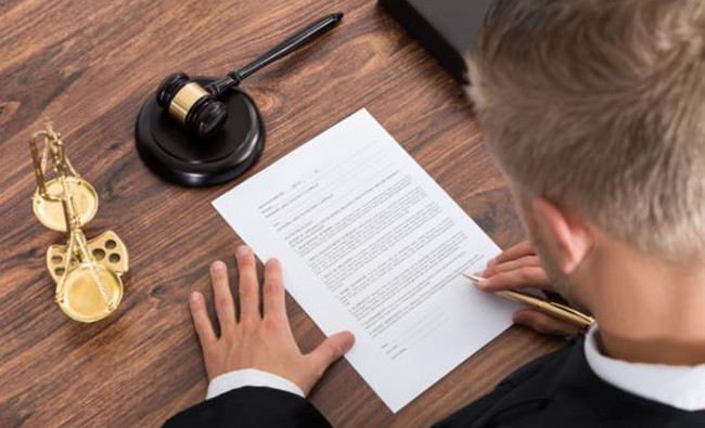 Відшкодування моральної шкоди, завданої незаконними діями органів досудового розслідування: позиція ВС