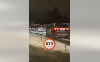 Водители кроссоверов придумали, как ездить без пробок по Киеву