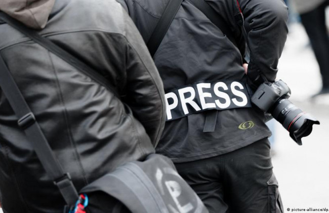 Депутати пропонують штрафувати на 51 тисячу грн посадовців за перешкоджання роботі журналістів