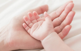 Украинцев предупредили о закрытии родильных отделений: кого коснется и в чем причина