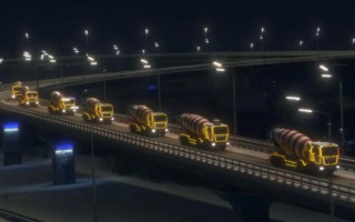 Киевлян будут «поздравлять» новогодние бетономешалки, видео