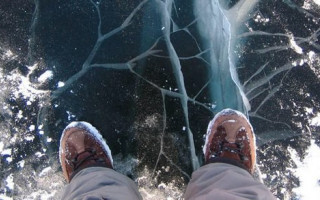 Хотели сделать селфи: под Одессой подростки едва не утонули в ледяных водах