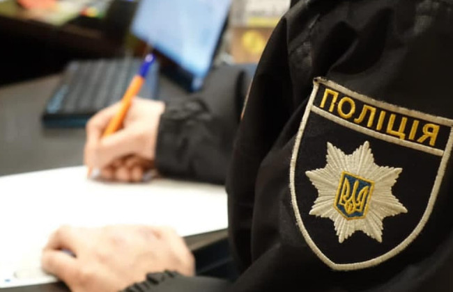 У Києві в чиновників та підрядників проводять обшуки через неякісний ремонт басейну в медичному закладі