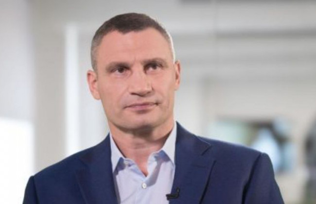 Парковочный коллапс в Киеве: Кличко пообещал построить более 10 паркингов