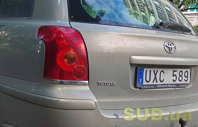 Владельцев «евроблях» штрафуют и массово лишают водительских удостоверений