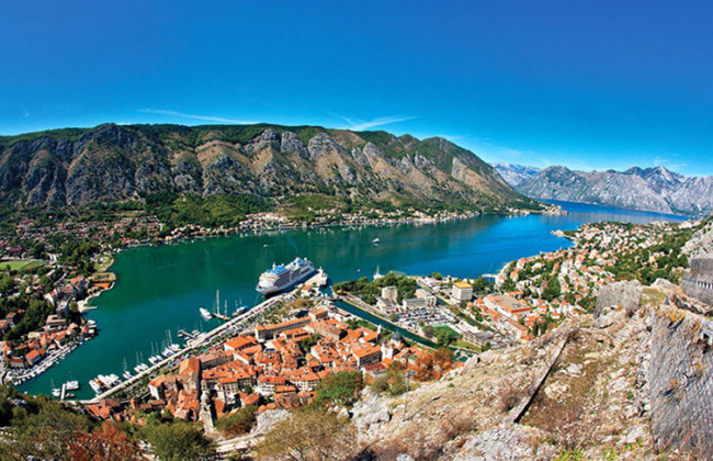 Черногория ужесточает правила въезда для украинцев