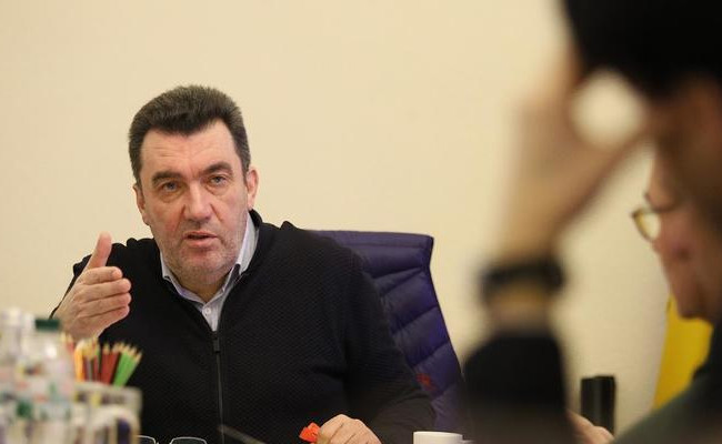 Апарат РНБО не отримував документів щодо розгляду судом позову Януковича до Ради, – Данілов