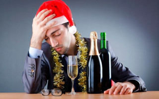 Как не допустить похмелья и облегчить его: правила для новогоднего застолья