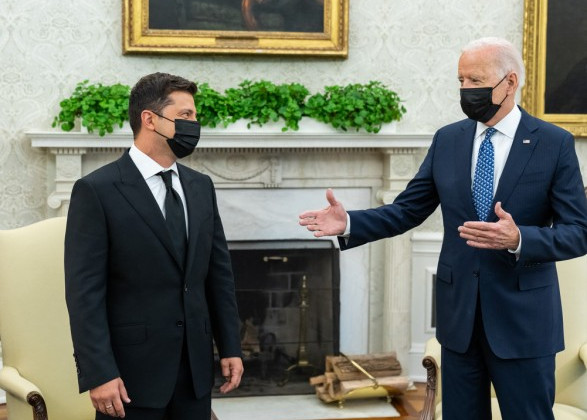 У Зеленского сообщили время начала переговоров с Байденом