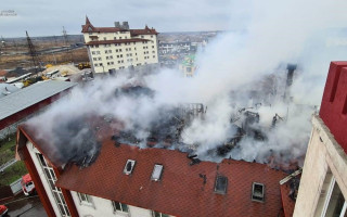 Под Киевом случился серьезный пожар: вспыхнула пятиэтажка