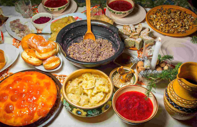 Сколько блюд должно быть на рождественском столе