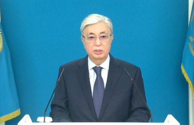 «Буду действовать максимально жестко»: президент Казахстана выступил с обращением к нации