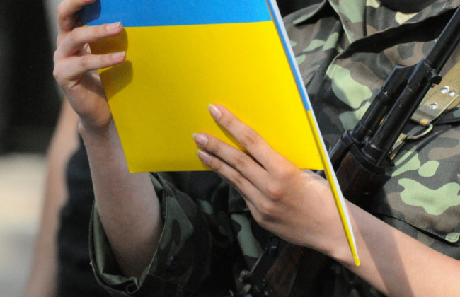 Жінки повинні стати на військовий облік: що говорять у соцмережах