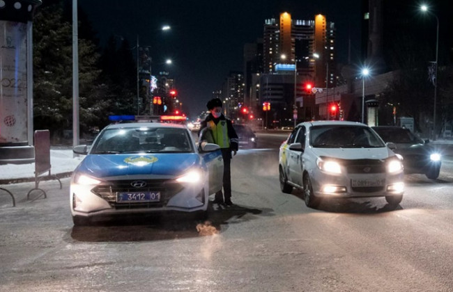 Протесты в Алматы: нашли тело силовика с отсеченной головой